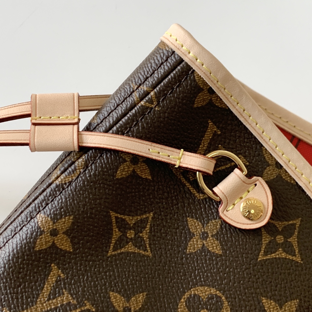 Louis Vuitton Shopping Bags